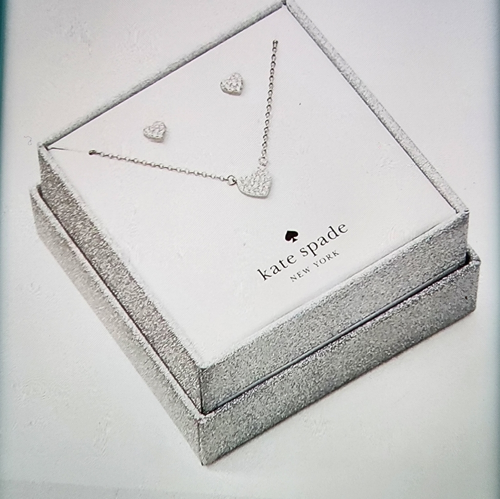 NWT Kate Spade Yours Truly Studs And Mini Pendant Set